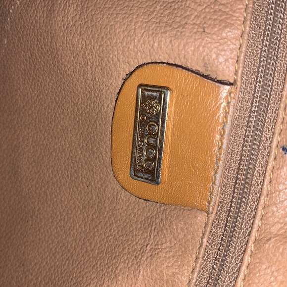 Womens Vintage Gucci Handbag in great condition - Picture 4 of 6